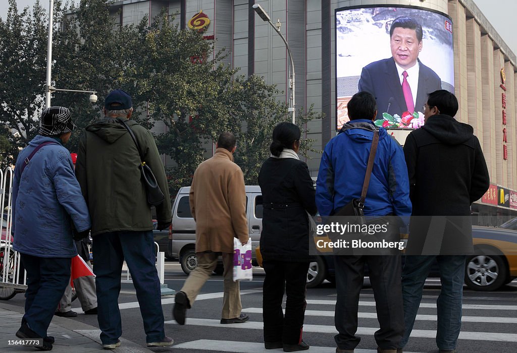 Xi Jinping Replaces Hu Jintao as China Communist Party Chief