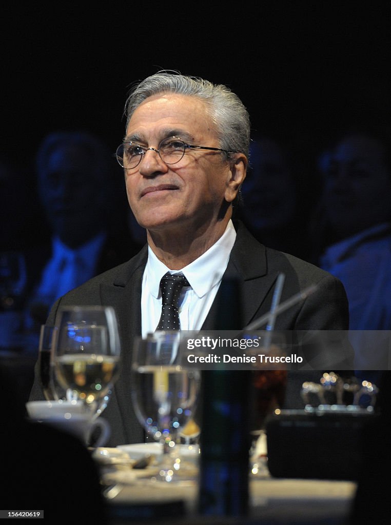 2012 Person Of The Year Honoring Caetano Veloso - Roaming Inside