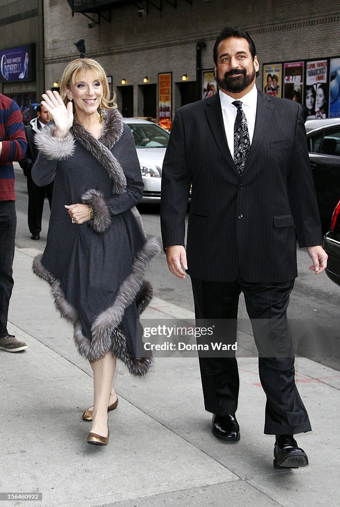Celebrities Visit "Late Show With David Letterman" - November 15, 2012 