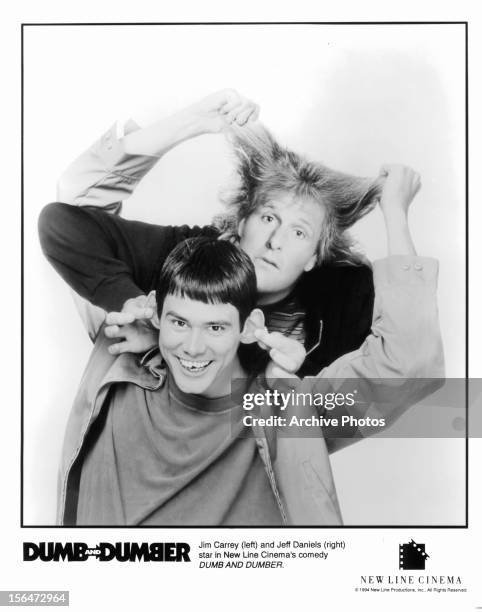 Jim Carrey and Jeff Daniels publicity portrait for the film 'Dumb & Dumber', 1994.