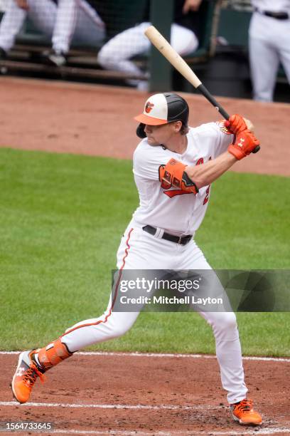 Gunnar Henderson of the Baltimore Orioles prepares for a pitch during a baseball game against the Miami Marlins at Oriole Park at Camden Yards on...