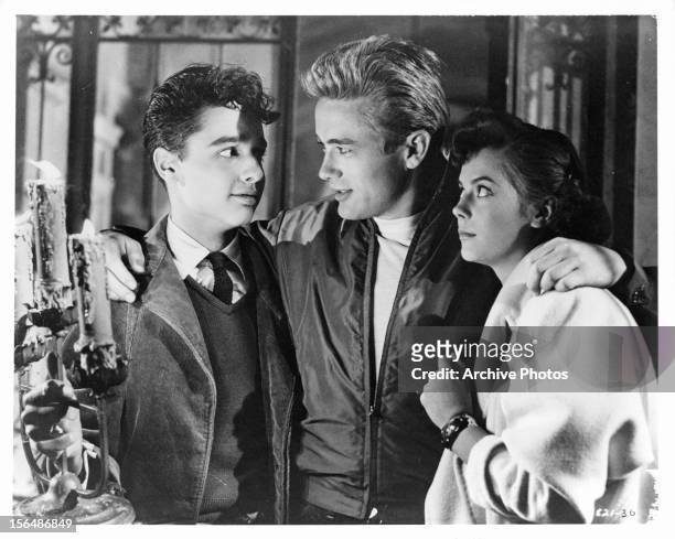 Sal Mineo, James Dean and Natalie Wood in a scene from the film 'Rebel Without A Cause', 1955.