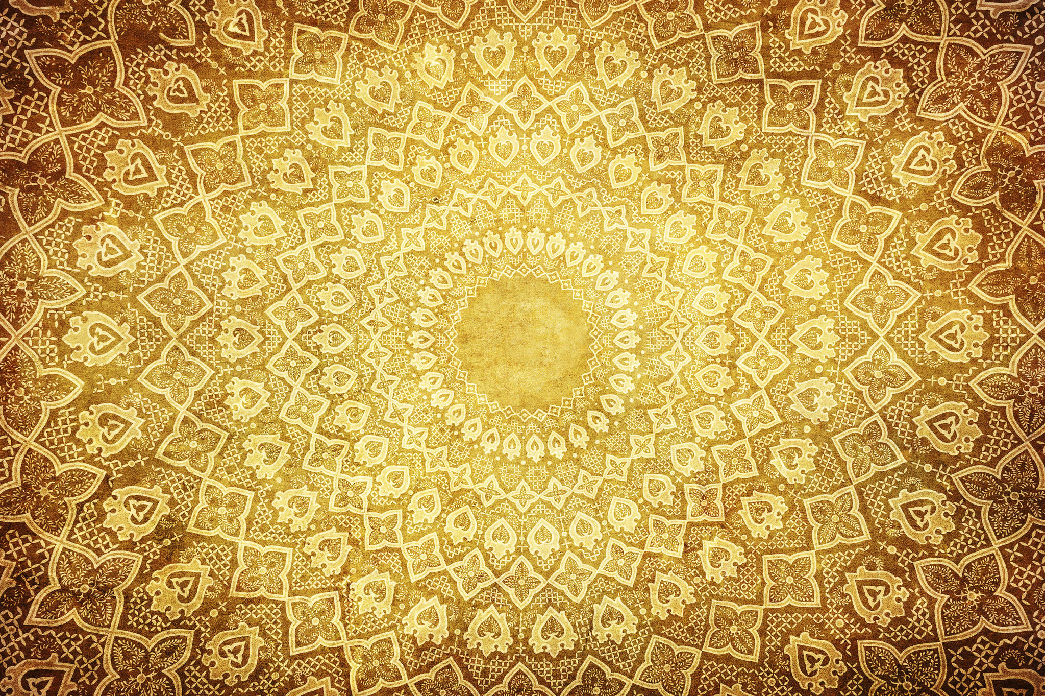 Oriental ornaments on circular pattern Oriental ornaments on circular pattern