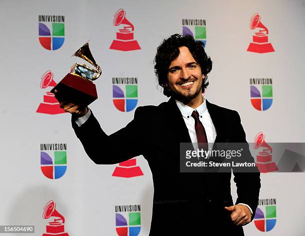 Singer/proudcer Tommy Torres arrives at the press room for the 13th annual Latin GRAMMY Awards held at the Mandalay Bay Events Center on November 15,...