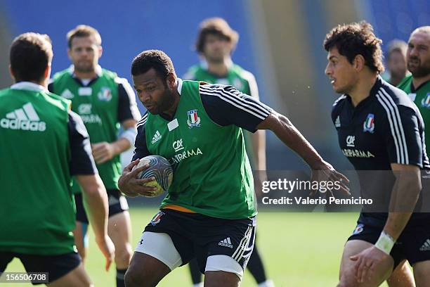 Manoa Vosawai of Italy in action during a training session at Stadio Olimpico on November 16, 2012 in Rome, Italy.