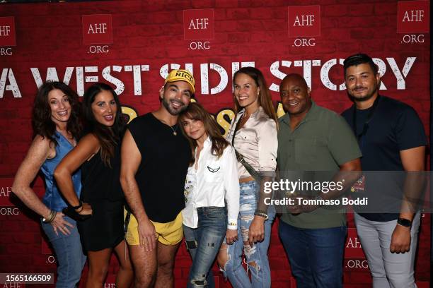 Max Alvarez 816 Yvonne O Photos & High Res Pictures - Getty Images