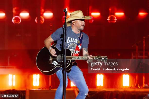 Jason Aldean performs onstage at Country Thunder Wisconsin - Day 3 on July 22, 2023 in Twin Lakes, Wisconsin.