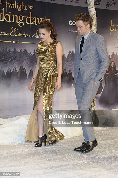 Kristen Stewart and Robert Pattinson attend the 'Twilight Saga: Breaking Dawn Part 2' Germany Premiere at CineStar on November 16, 2012 in Berlin,...