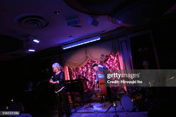 Shirley Raney Sue Raney Photos and Premium High Res Pictures - Getty Images