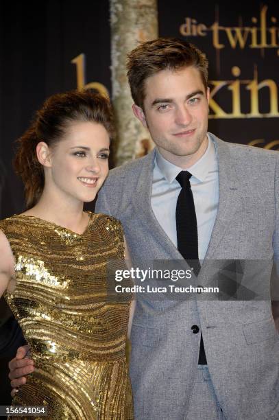 Kristen Stewart and Robert Pattinson attend the 'Twilight Saga: Breaking Dawn Part 2' Germany Premiere at CineStar on November 16, 2012 in Berlin,...