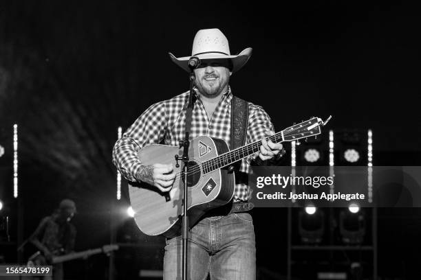 Cody Johnson performs onstage during Country Thunder - Day 1 on July 20, 2023 in Twin Lakes, Wisconsin.