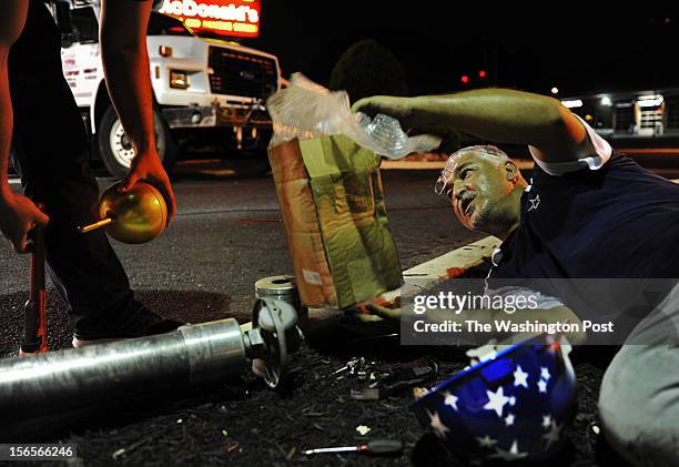 Asmail R 88 Salim Ismail Stock Photos, High-Res Pictures, and Images - Getty Images