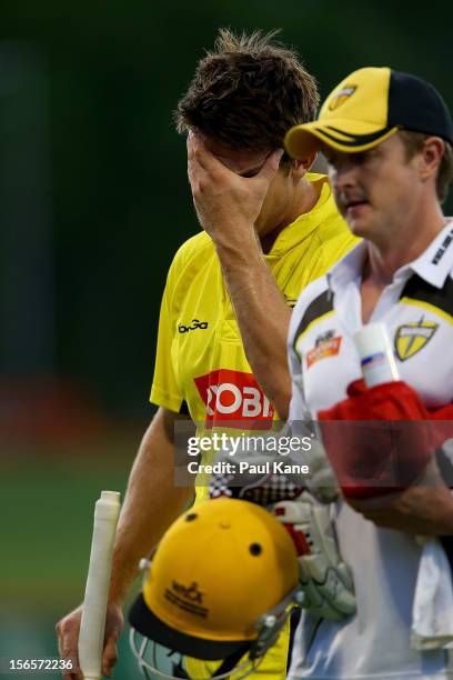 Mitchell Marsh of the Warriors leaves the field with an unconfirmed hamstring injury during the Ryobi Cup One Day match between the Western Australia...