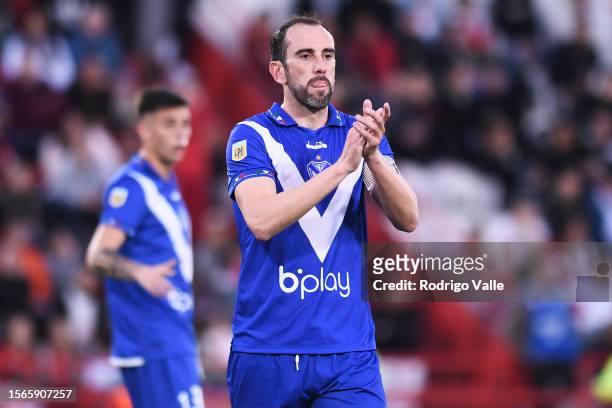 Diego Godin of Velez Sarsfield reacts during a match between Huracan and Velez Sarsfield as part of Liga Profesional 2023 at Tomas Adolfo Duco...