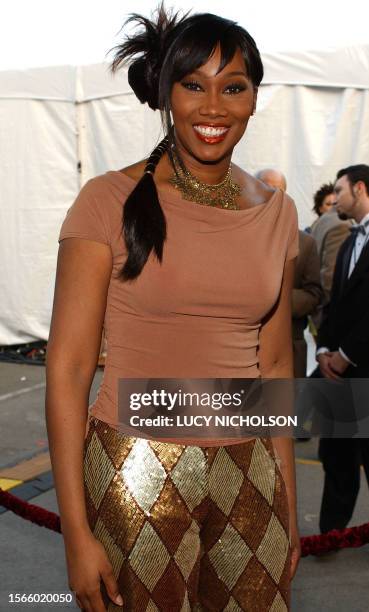 Singer Yolanda Adams arrives at the 29th Annual American Music Awards in Los Angeles, CA, 09 January 2002. AFP PHOTO/Lucy Nicholson