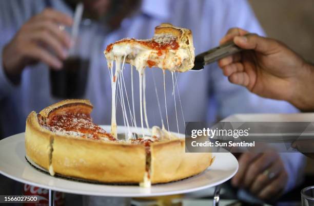 Il Baretto Italian Cuisine in Plantation offers traditional Italian dishes, thin-crust pizza and Chicago-style deep dish pizza.