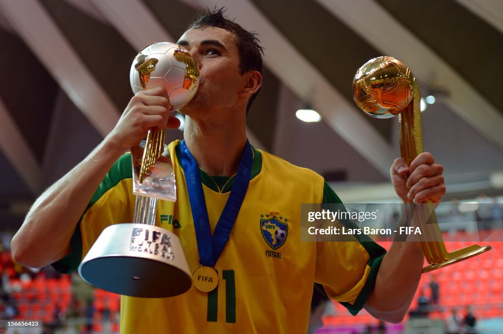 Spain v Brazil: FIFA Futsal World Cup Thailand 2012 Final