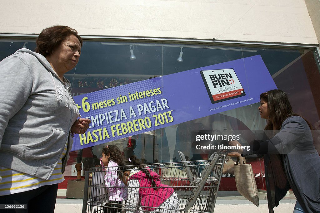 General Views Of Shoppers During "El Buen Fin", Mexico's Black Friday