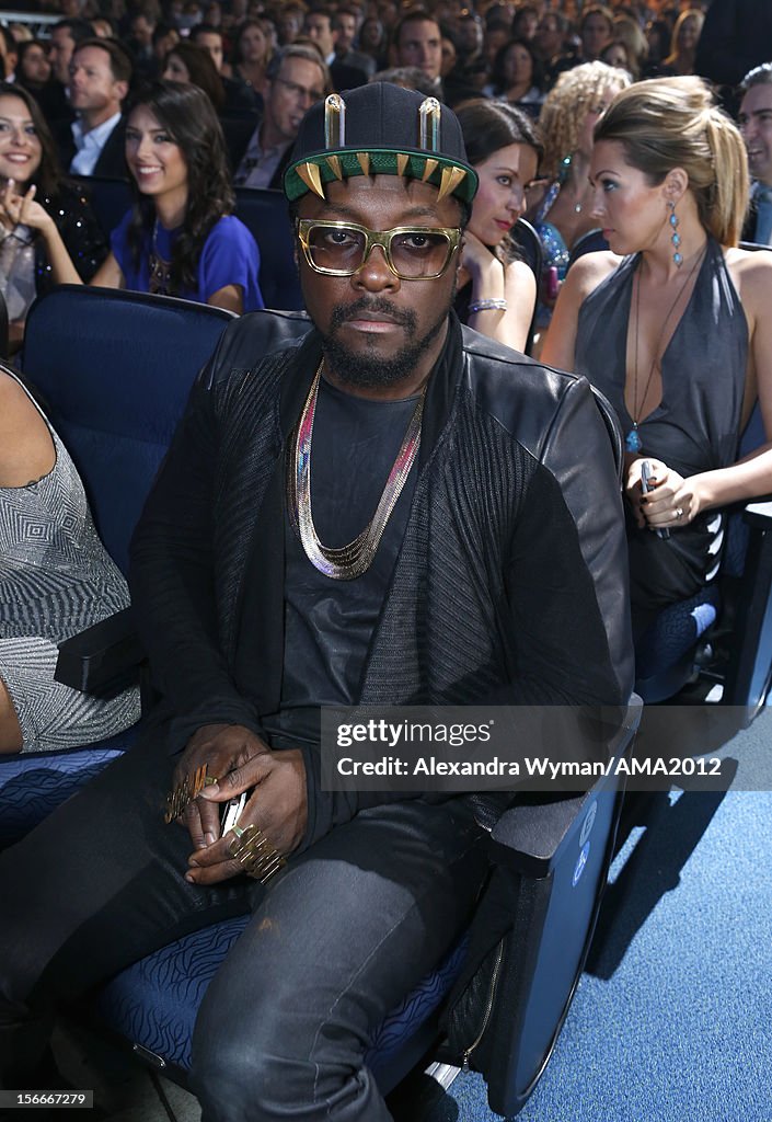 The 40th American Music Awards - Backstage And Audience