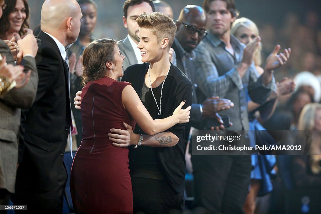 The 40th American Music Awards - Backstage And Audience