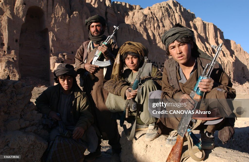 Afghanistan: Hazaras The Bamiyan Region Drive Out The Taliban