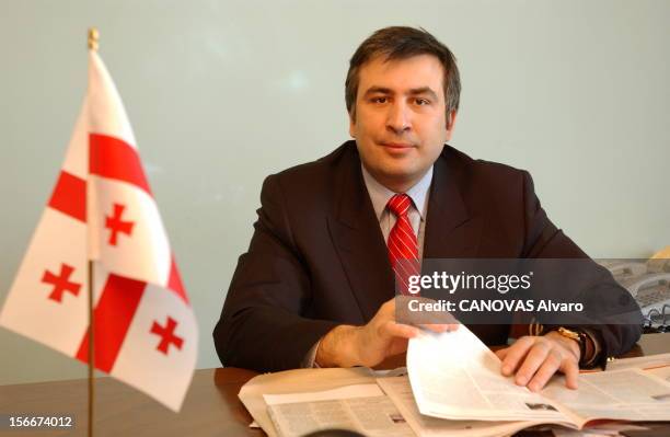 Mikhail Saakashvili New President Of Georgia. Rendez-vous avec Mikhaïl SAAKACHVILI, 36 ans, nouveau président de la GEORGIE, dans son bureau de...