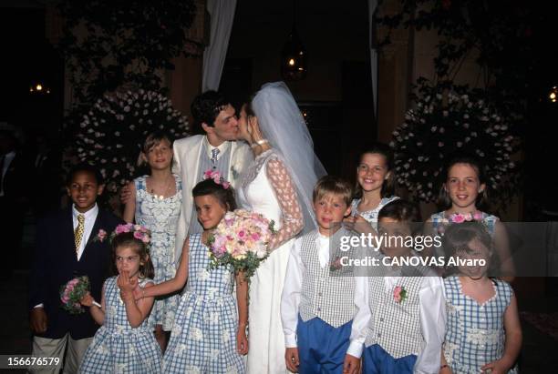 Religious Marriage Of Marc Lavoine And Sarah Poniatowski In Marrakech In Morocco. Au Maroc, à Marrakech, le 2 juin 1995, lors de leur mariage...