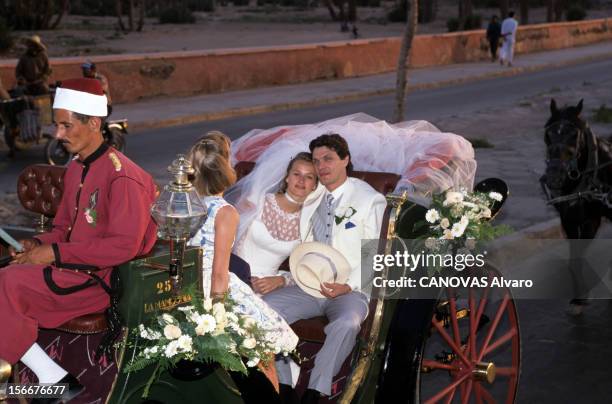 Religious Marriage Of Marc Lavoine And Sarah Poniatowski In Marrakech In Morocco. Au Maroc, à Marrakech, le 2 juin 1995, lors de leur mariage...