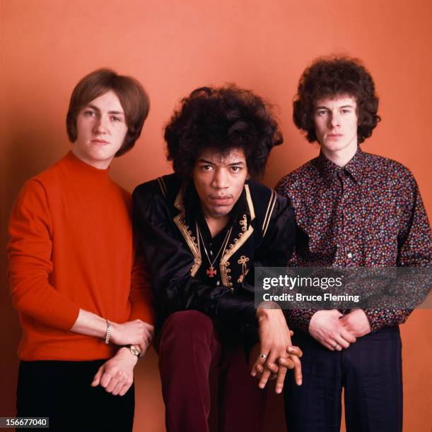 The Jimi Hendrix Experience, London, Spring 1967. Left to right: drummer Mitch Mitchell , guitarist Jimi Hendrix and bassist Noel Redding .