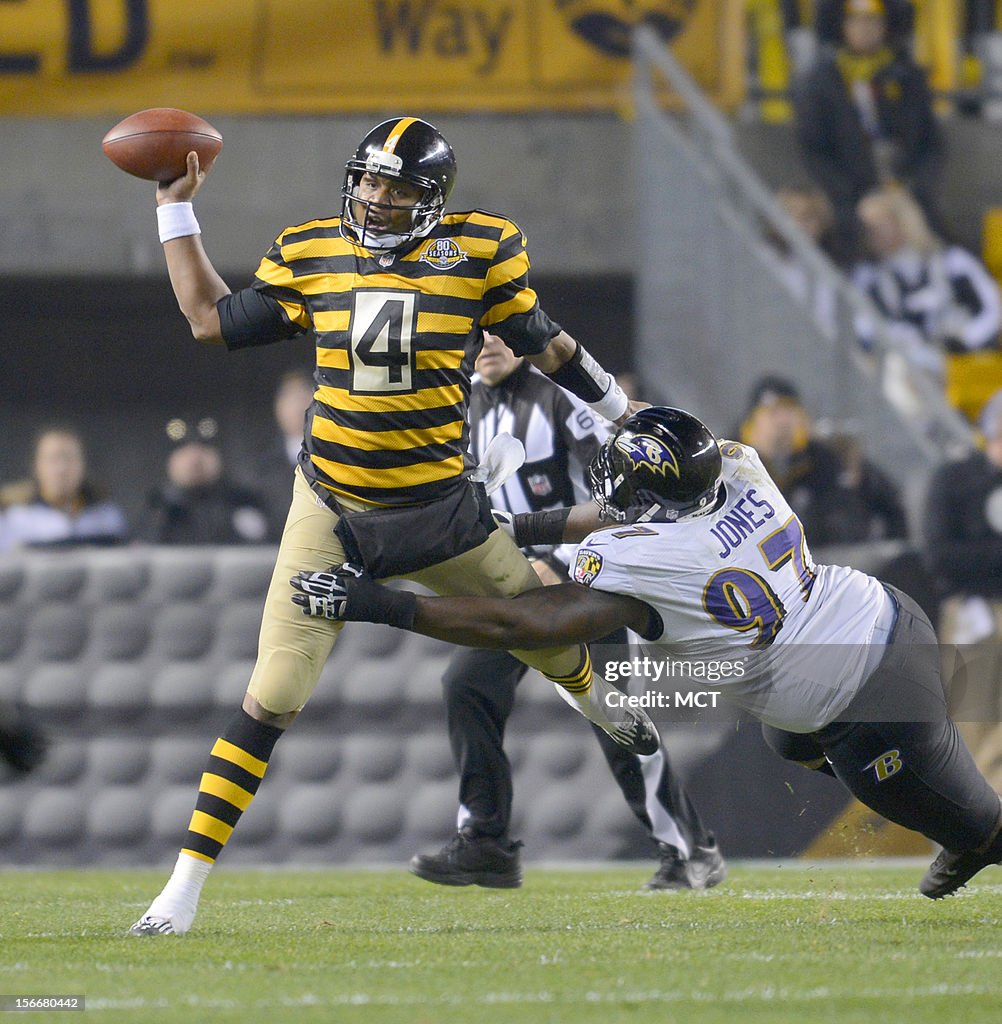 Pittsburgh Steelers quarterback Byron Leftwich eludes Baltimore... News
