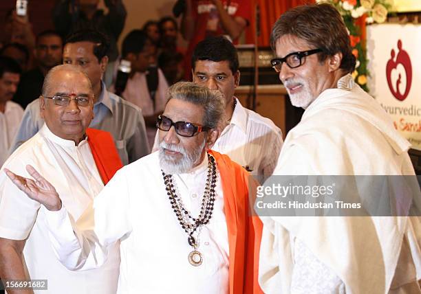 Balasaheb Thackeray and Amitabh Bachchan at the book launch of Balaji Tambe's ' Ayurvedic Garbha Sanskar ' at Novotel, Juhu on February 23, 2011 in...