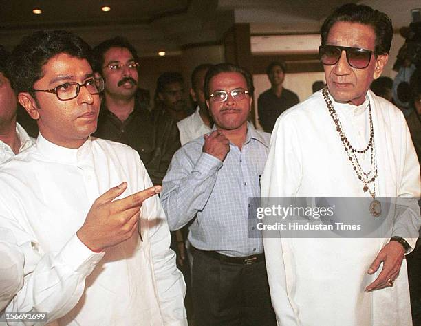 Shivsena Chief Balasaheb Thackeray along with Raj Thackeray and Uddhav Thackeray at the the Press Conference on June 10, 2002 in Mumbai, India.