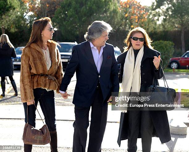 Alberto Closas jr attends the funeral chapel for Emilio Aragon, known as 'Miliki', at Tres Cantos Chapel on November 18, 2012 in Madrid, Spain. The...