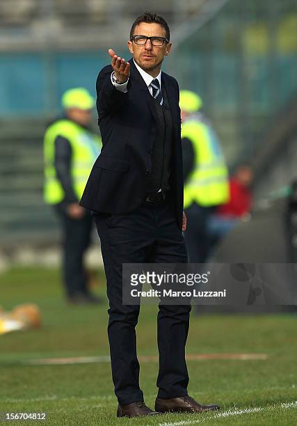 Sassuolo manager Eusebio Di Francesco gestures during the Serie B match between Brescia Calcio and US Sassuolo at Mario Rigamonti Stadium on November...
