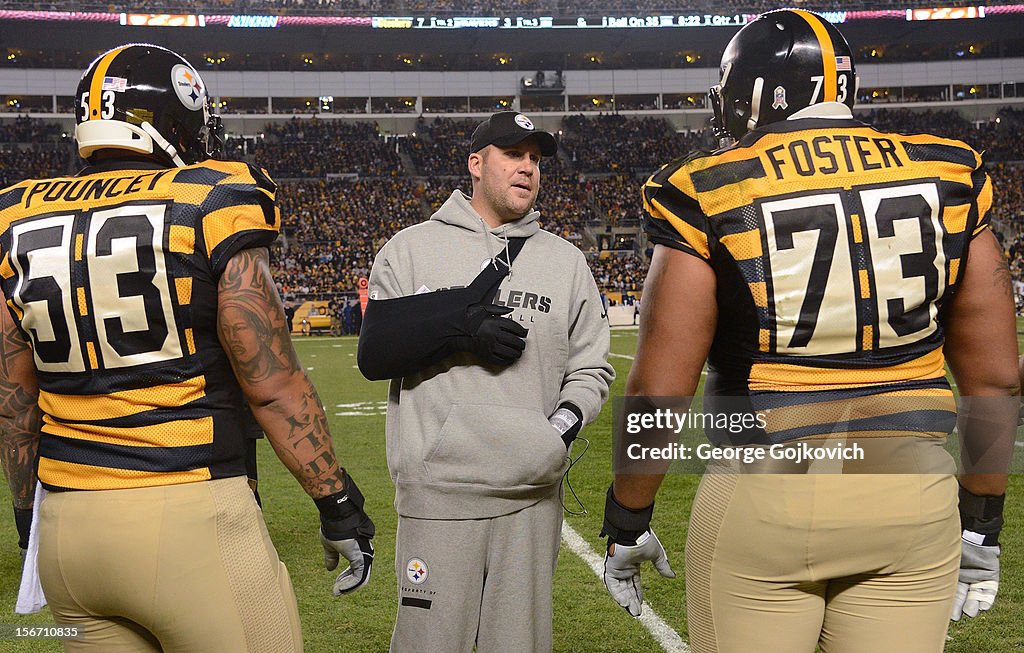 Baltimore Ravens  v Pittsburgh Steelers