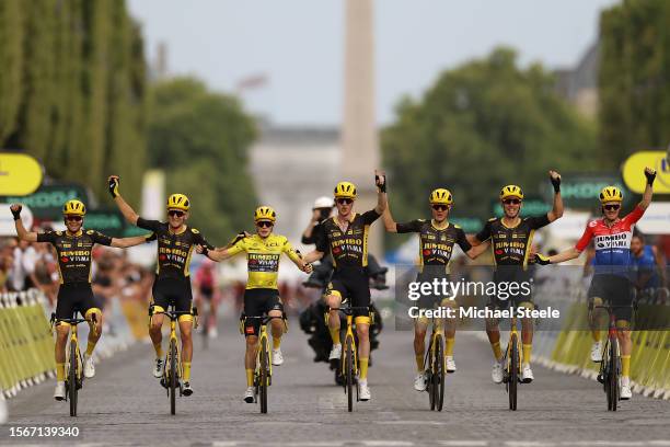 Jonas Vingegaard of Denmark - Yellow Leader Jersey, Tiesj Benoot of Belgium, Wilco Kelderman of The Netherlands, Sepp Kuss of The United States,...