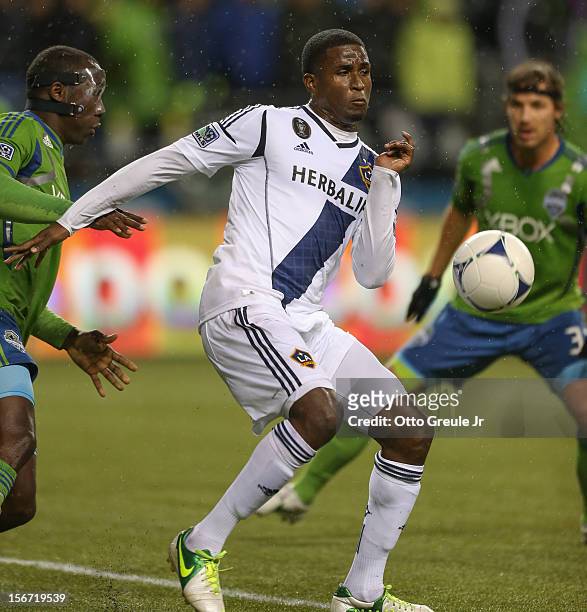 Edson Buddle of the Los Angeles Galaxy controls the ball against the Seattle Sounders FC during Leg 2 of the Western Conference Championship at...