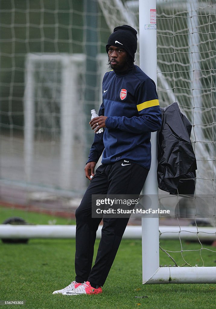 Arsenal Training Session & Press Conference