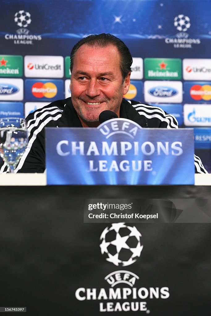 FC Schalke Training & Press Conference - UEFA Champions League