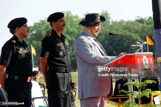 Security Guard Kumar Sushil Kumar Shinde Photos and Premium High Res Pictures - Getty Images
