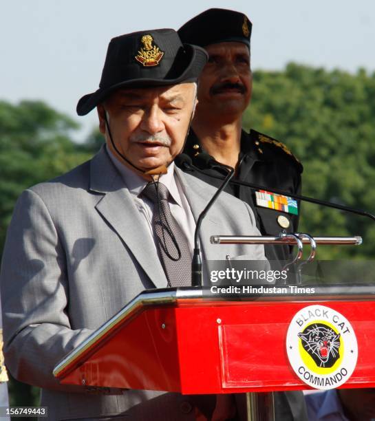 Security Guard Kumar 551 Sushil Kumar Shinde Photos & High Res Pictures - Getty Images