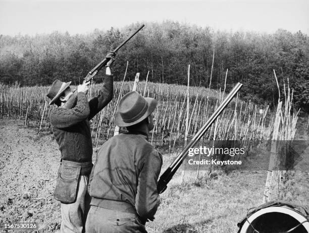 Spanish Royal Juan Carlos, Prince of Asturias, takes aim during a shooting party in Rocca de' Giorgi, Lombardy, Italy, 12th December 1961.