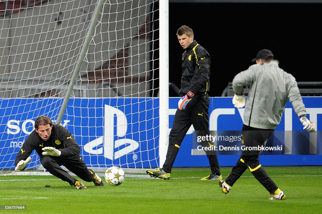 Borussia Dortmund Training & Press Conference - UEFA Champions League