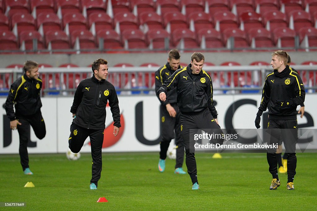 Borussia Dortmund Training & Press Conference - UEFA Champions League