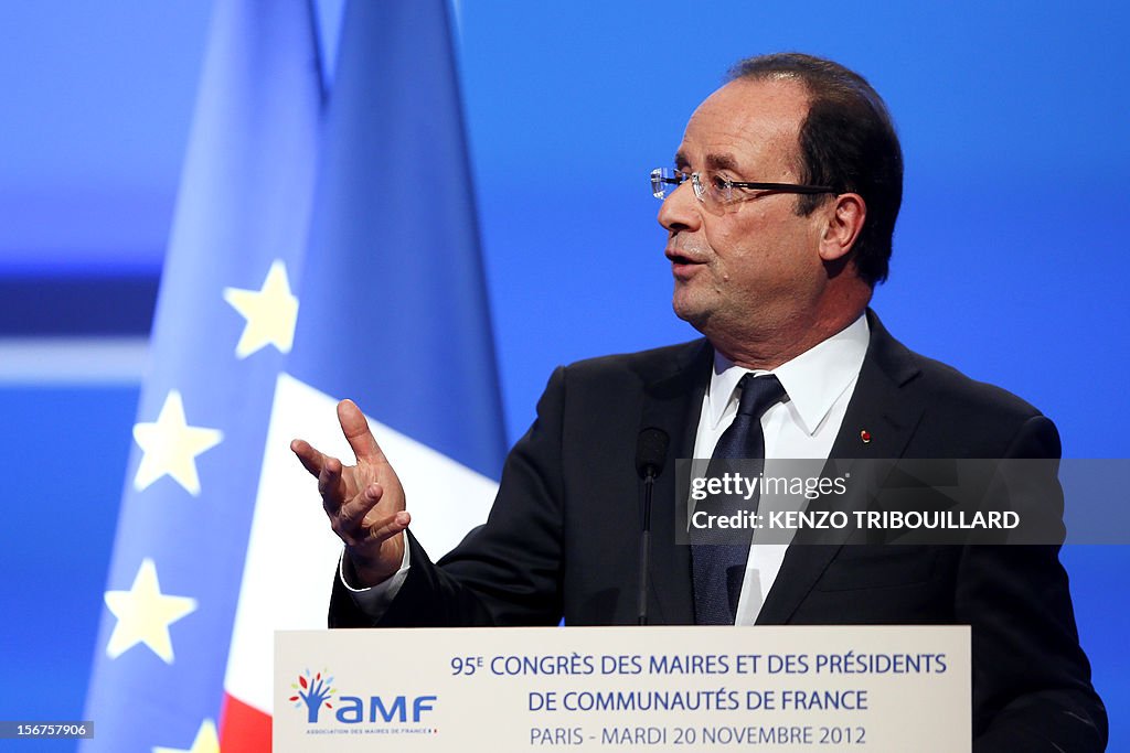 FRANCE-HOLLANDE-MAYOR-CONGRESS