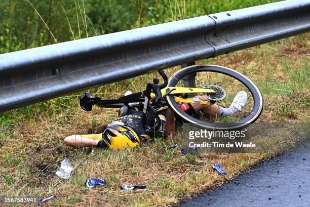 Eva Van Agt of The Netherlands and Team Jumbo-Visma crashes during the 2nd Tour de France Femmes 2023, Stage 2 a 151.7km stage from Clermont-Ferrand...