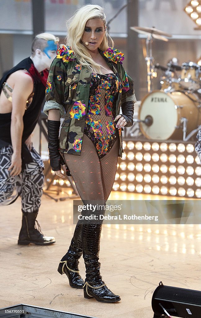Ke$ha Performs On NBC's "Today" Annual Thanksgiving Week Of Concerts