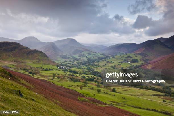 the newlands valley with a rain storm approaching. - vale de newlands imagens e fotografias de stock