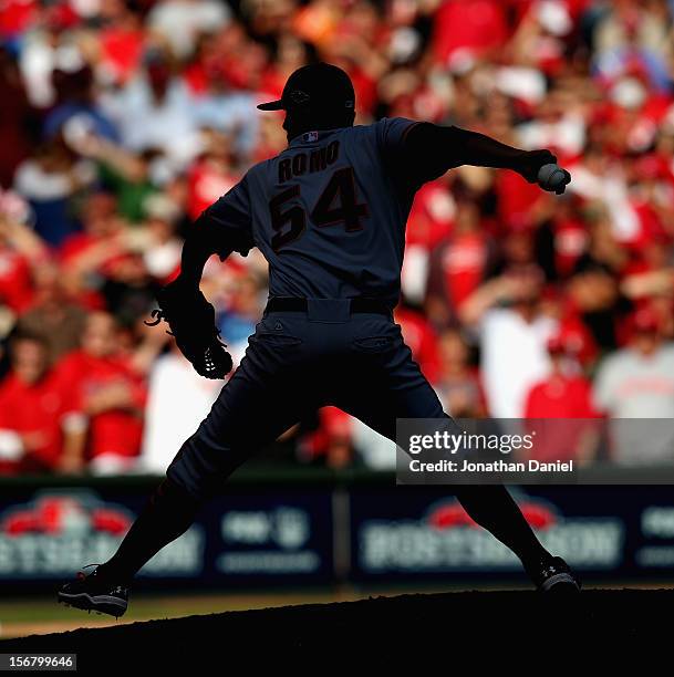 Sergio Romo of the San Francisco Giants pitches against the Cincinnati Reds in Game Five of the National League Division Series at the Great American...