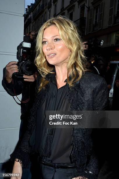 Kate Moss arrives at Colette on November 21, 2012 in Paris, France.